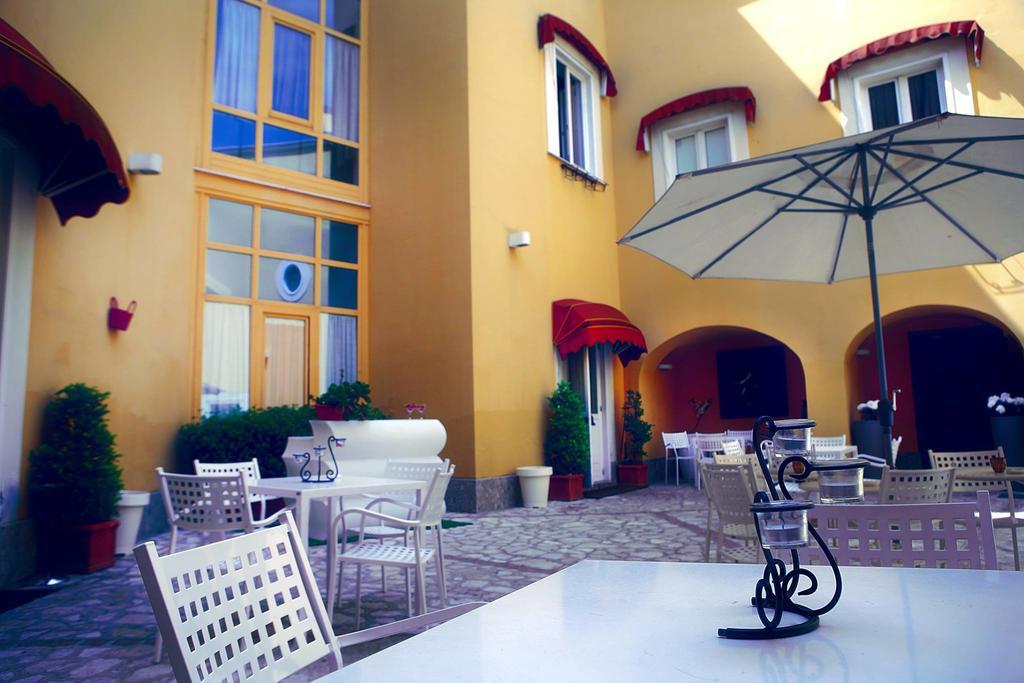 San Leucio Resort Caserta Exteriör bild